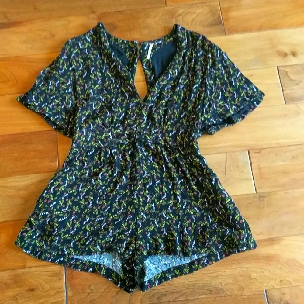 Free People printed romper w/ pockets